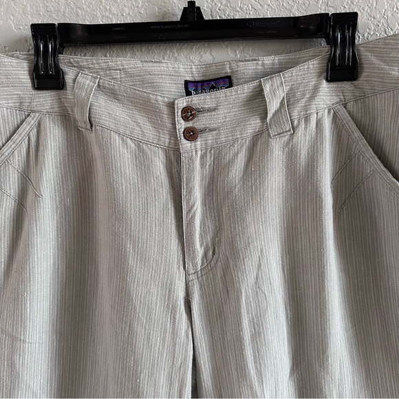 Patagonia Women’s Hemp Cargo Cropped Pants Gray Size 10 Button Fly Utility - Picture 3 of 15